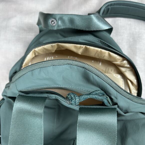 The North Face Women’s Never Stop Daypack in Duck Green OS - Picture 7 of 9
